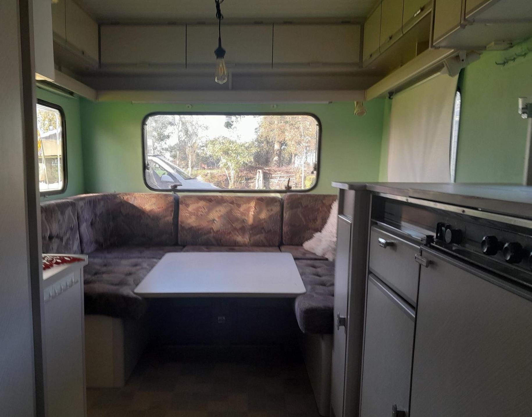 Caravan Kikker Rouveen Rom bilde